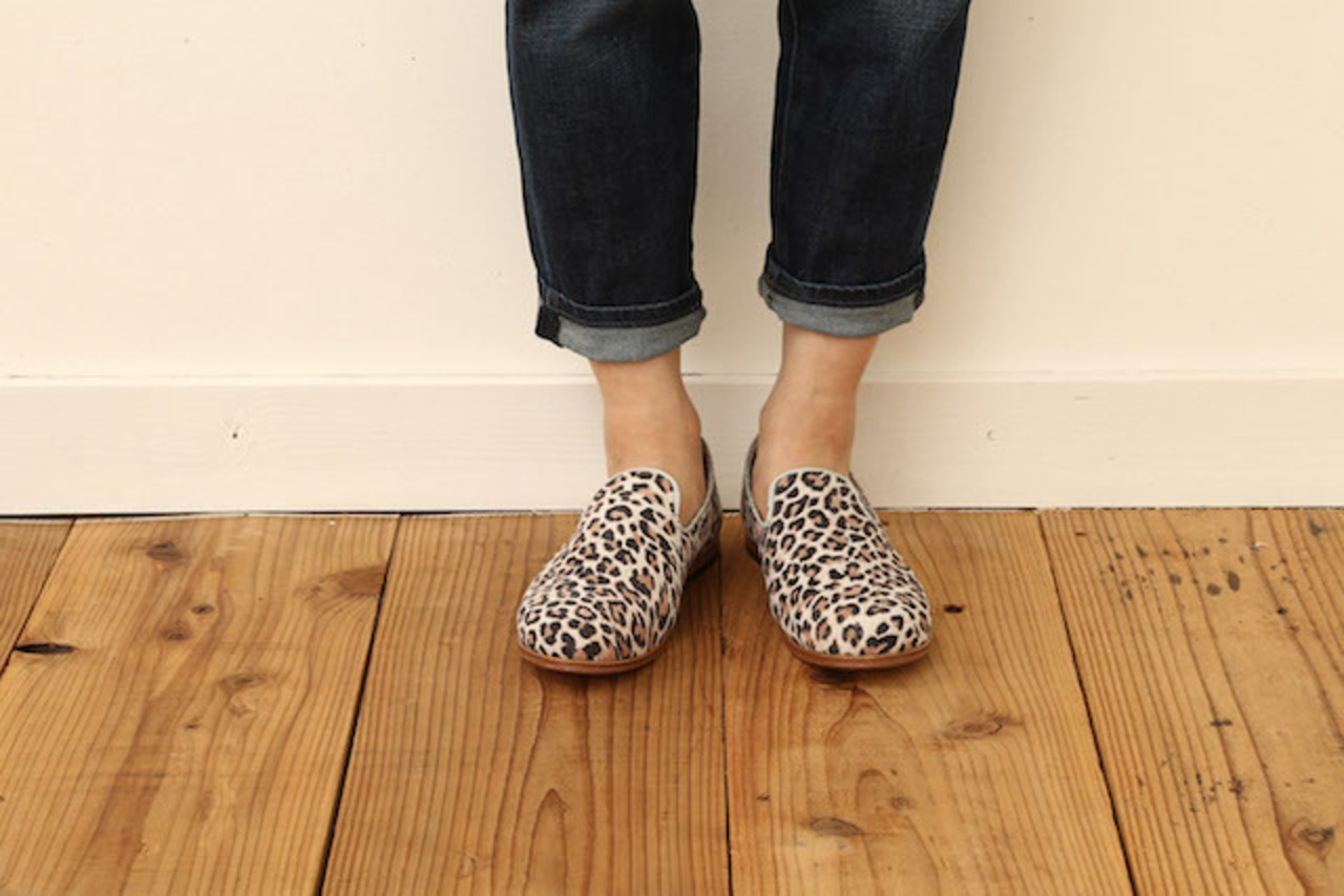 SLIP-ON SHOES (LEOPARD)