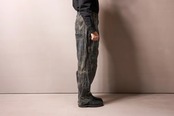 山内 / 有松カモフラージュビンテージシルクリネン・タブ付きワークパンツ