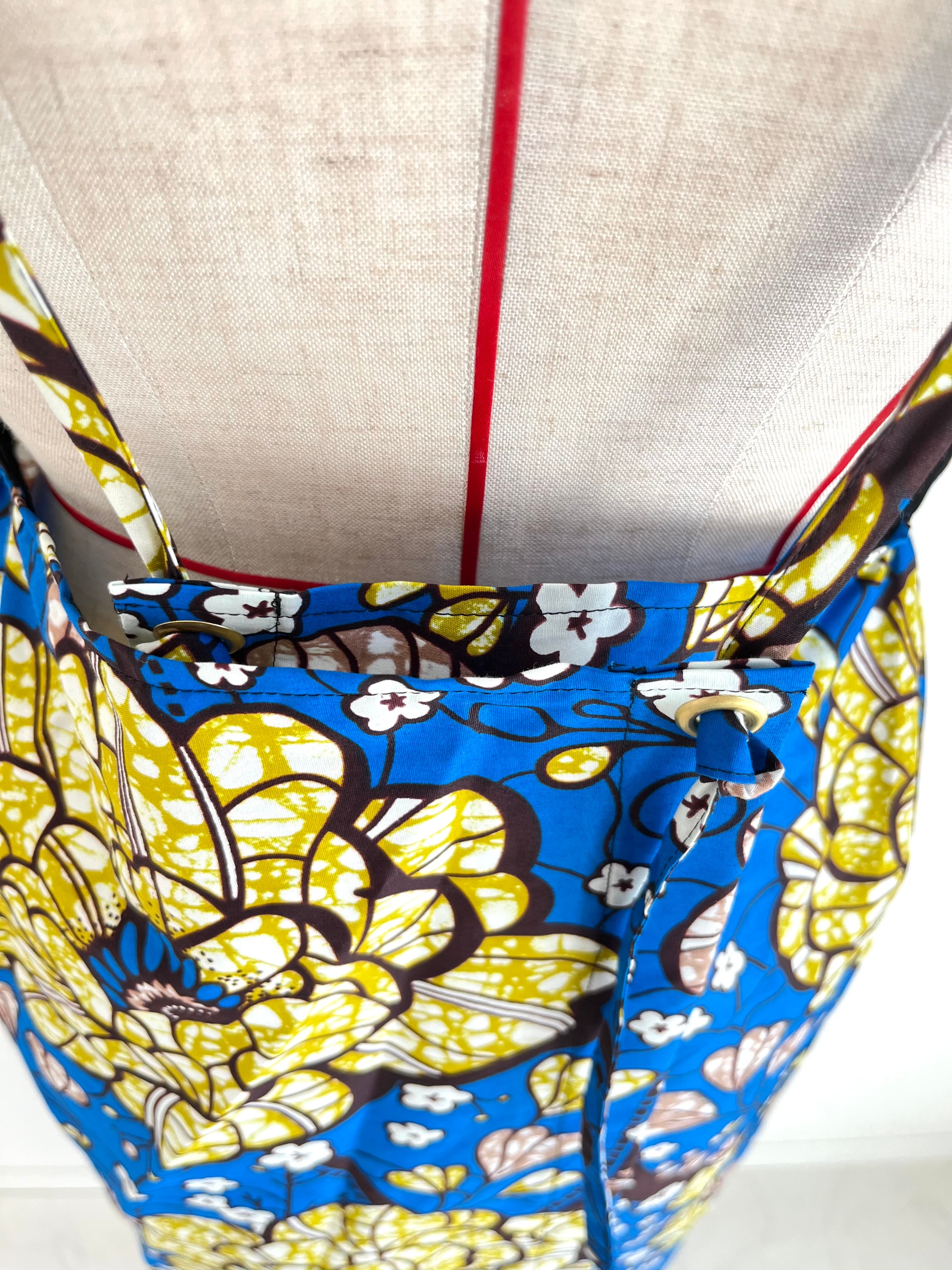 アフリカ布のナチュラルエプロン ラナンキュラス/ブルー | lalaproducts