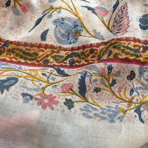 タッセル付き花柄ロングスカーフ W00509