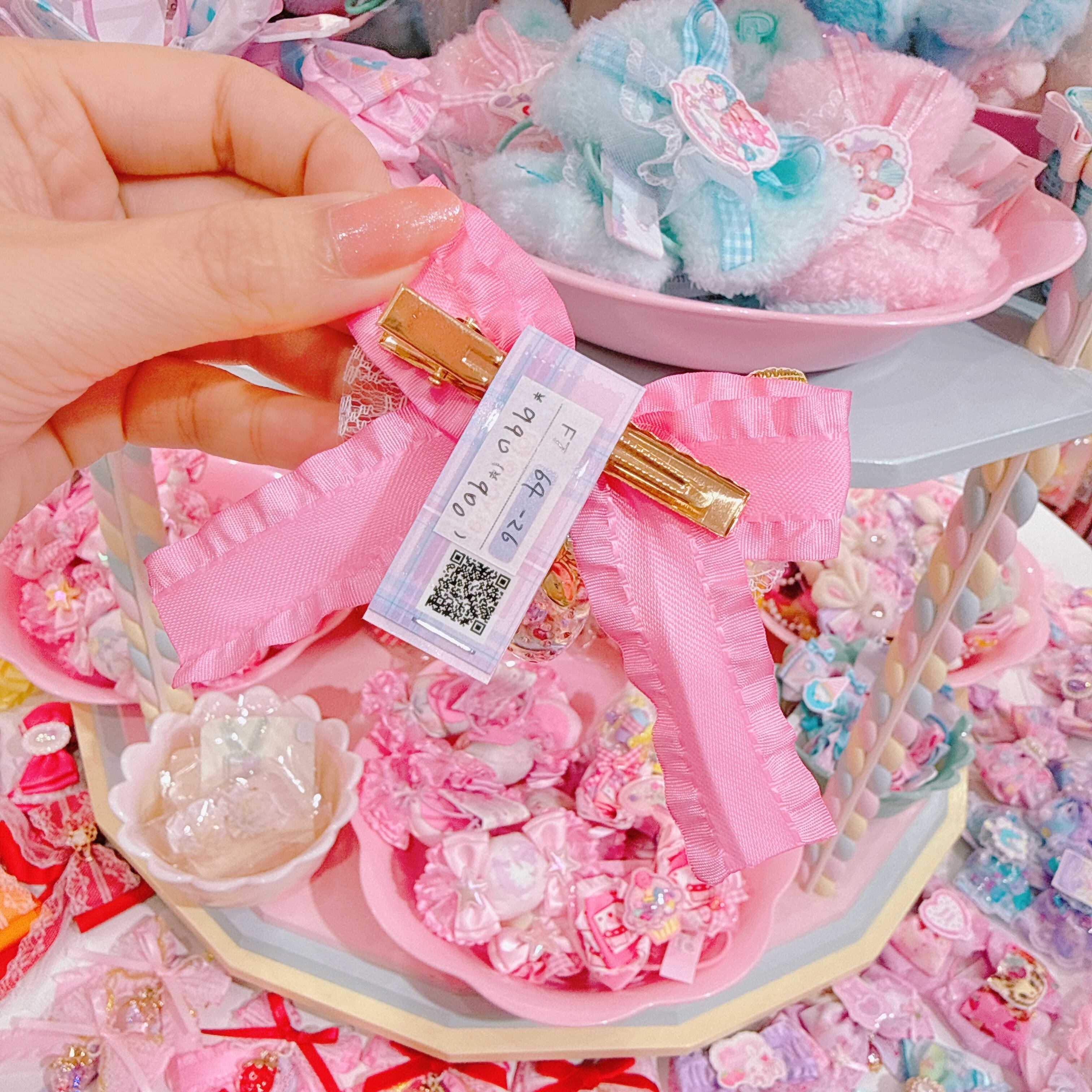 【F7】64-26いちごリボンヘアクリップ