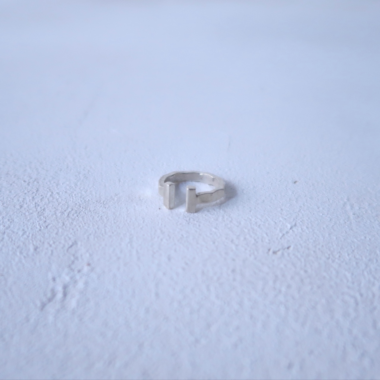 【カレンシルバー】ring T字