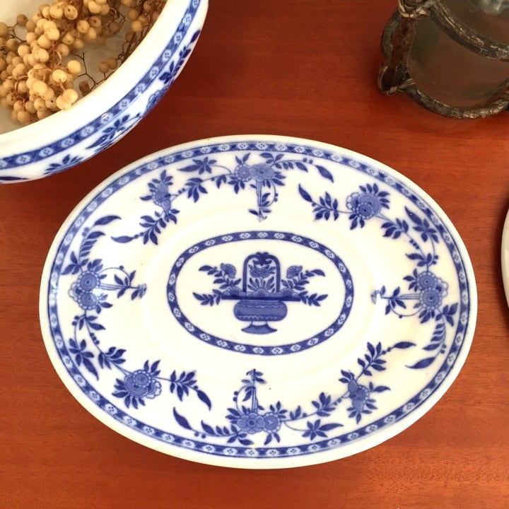 ミントン 19世紀の下皿付きチューリーン | Rosy Baby