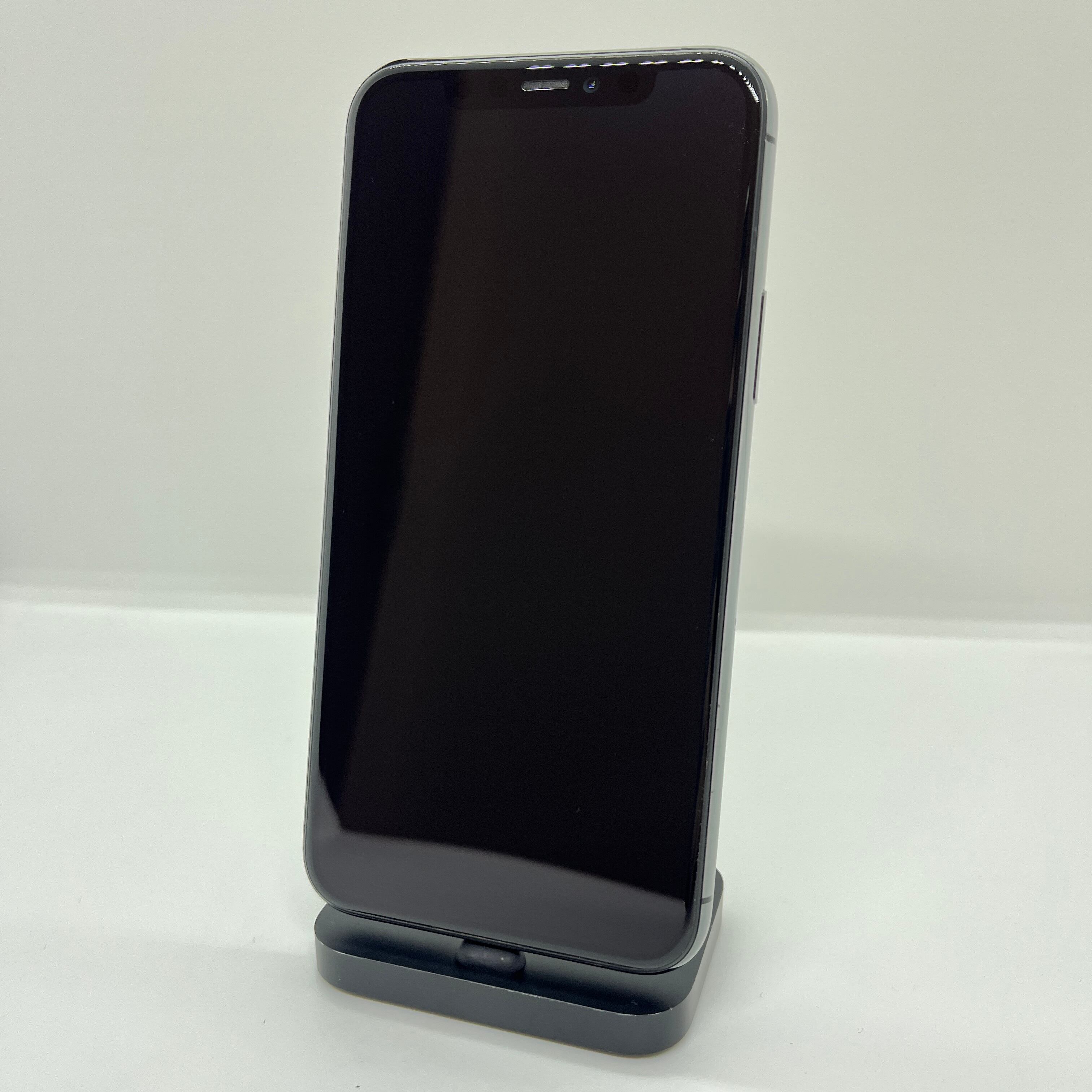 バッテリー最大容量100％】iPhone11Pro 64GB スペースグレイ【SIM