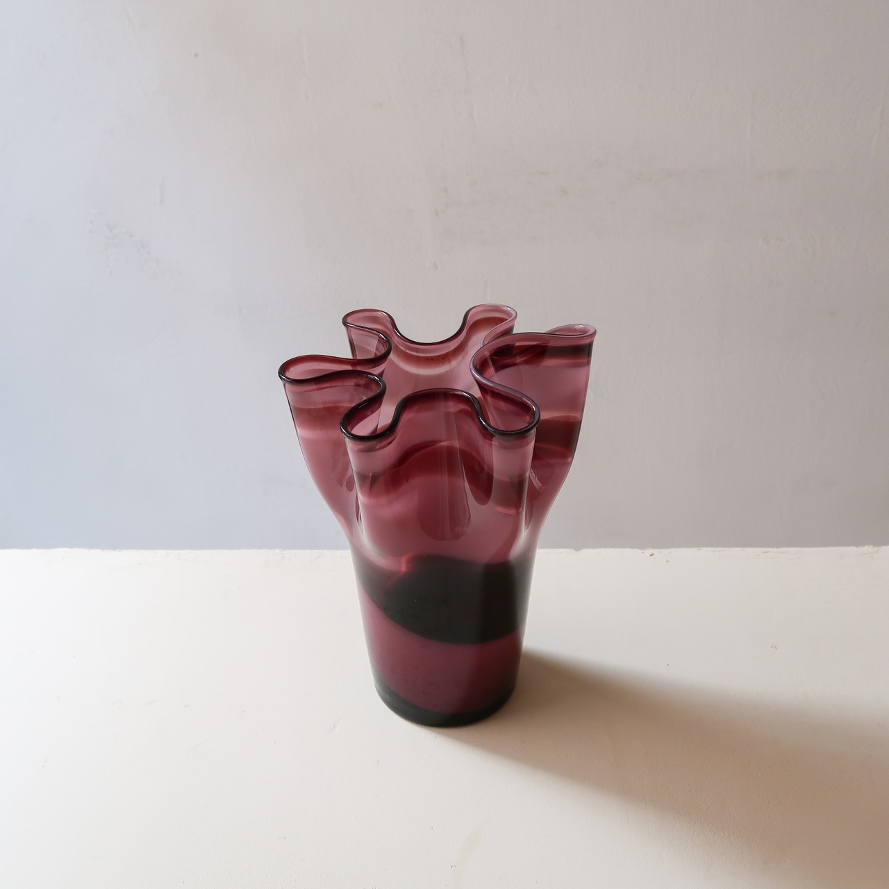 パープルマーブルの花瓶