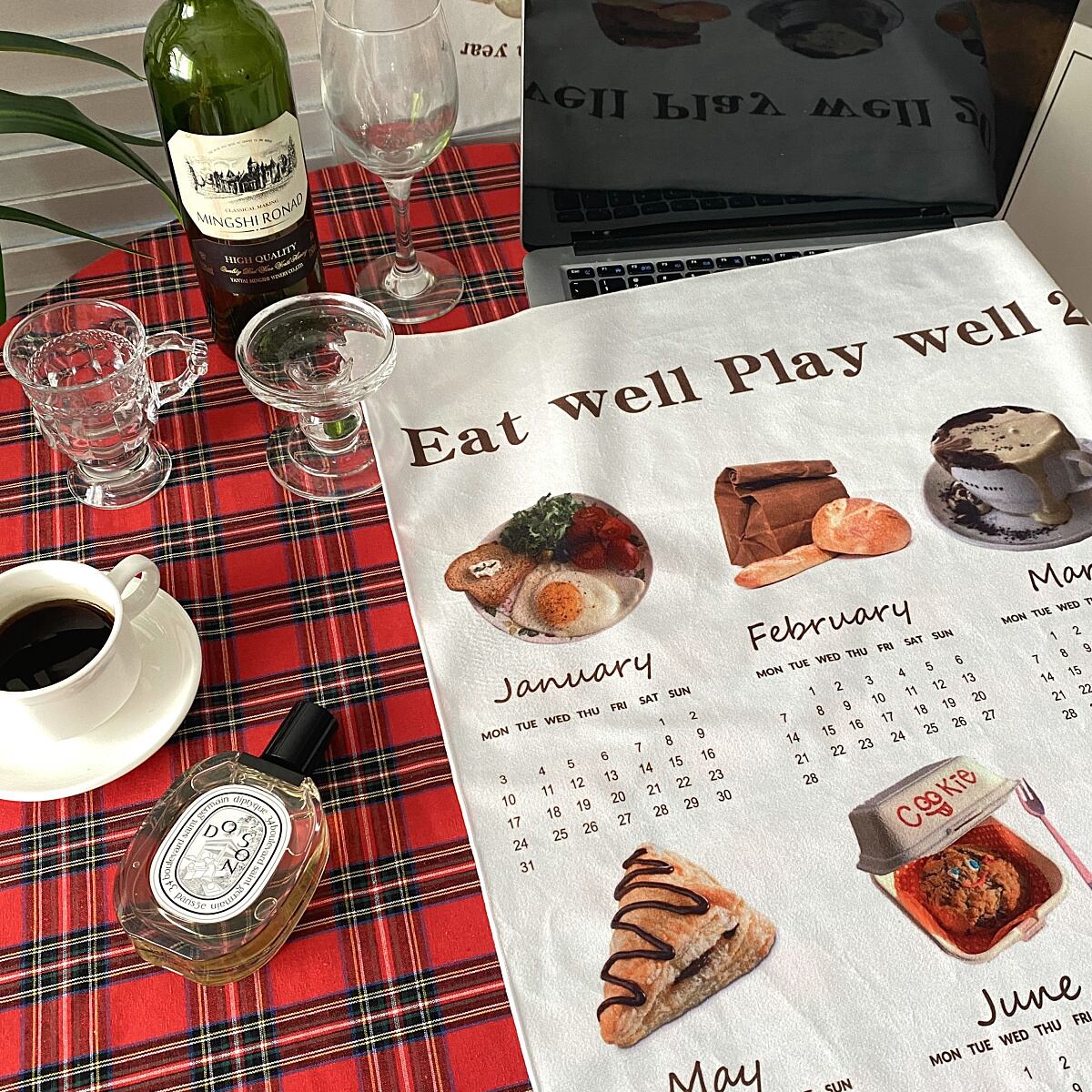 【DECORATION】フランス風ブレックファースト2022カレンダータペストリー