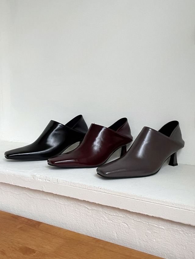 Square Toe Heeled Mules