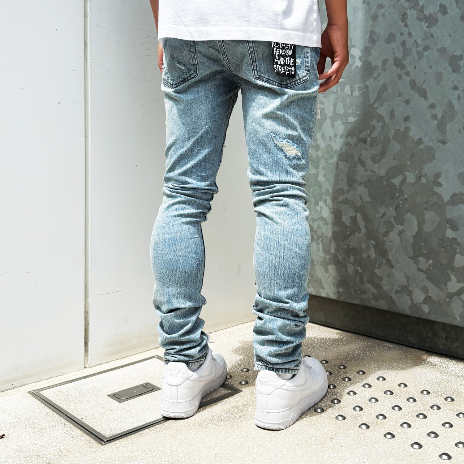 【訳あり】KSUBI VAN WINKLE スビ スキニージーンズ 30インチ ksubi スビ スキニーデニムパンツ van winkle ブラック 30