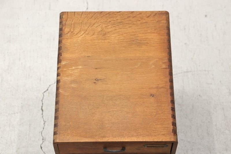 沼津店】 レトロ 楢無垢材 小引き出し 収納 抽斗 小物入れ