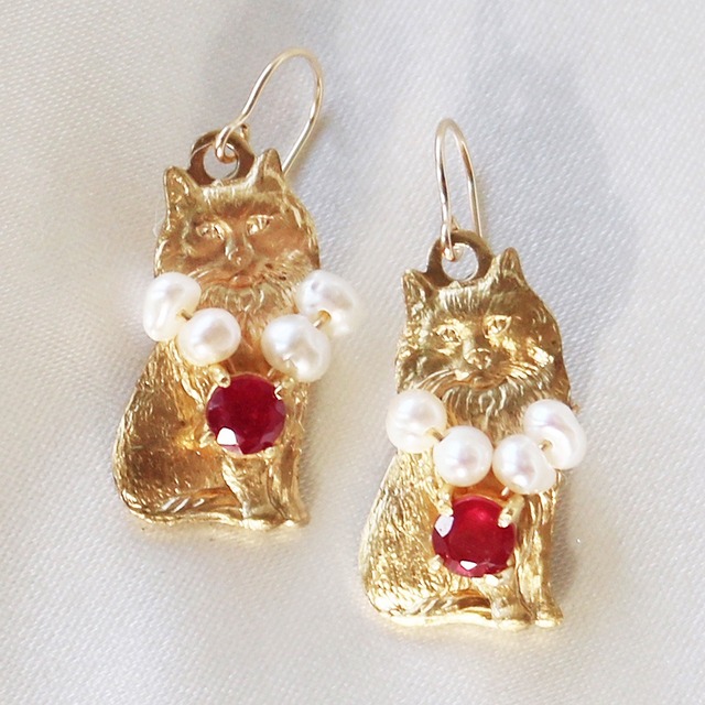 【猫の日SALE】 Giardinoピアス（長毛猫・ルビー）