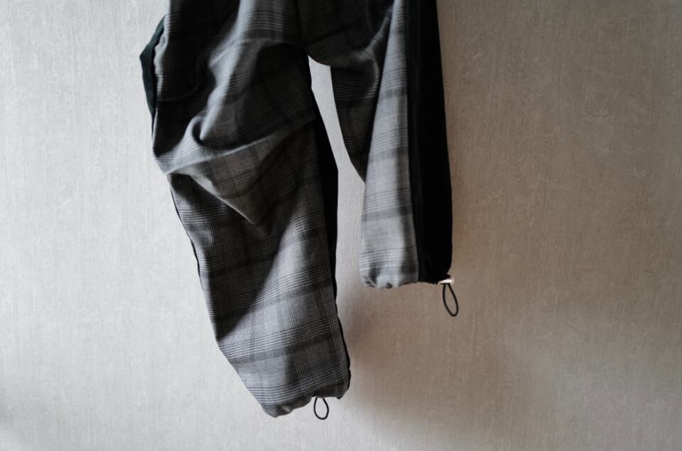 GABBY BICOLOR PANTS-Gray Black | GABBY