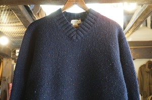 early 00's J.CREW V-neck wool Sweater