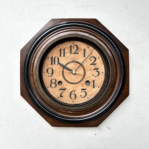 Clock1031