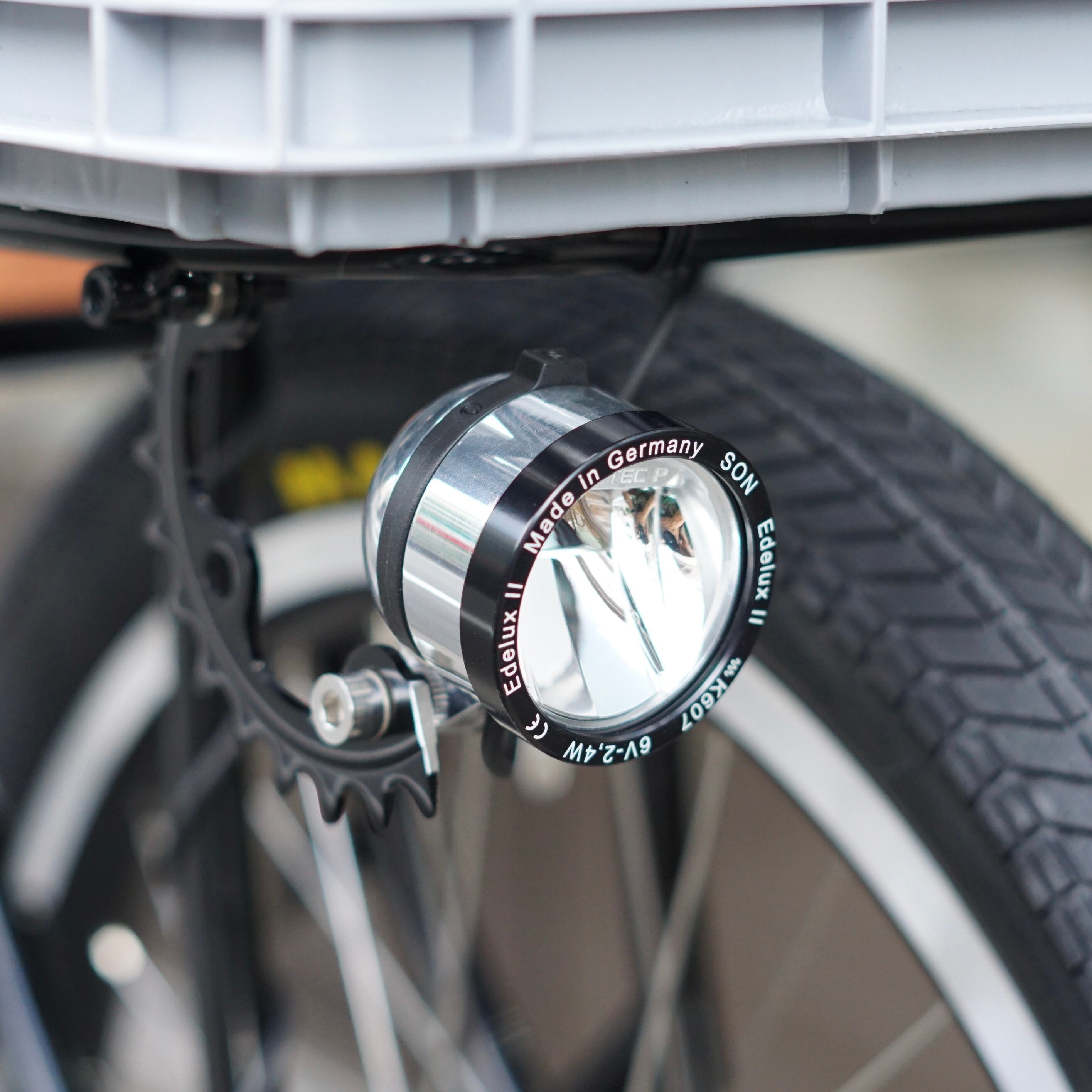 SON NABENDYNAMO / Edelux Ⅱ | 自転車と山道具 DELTA