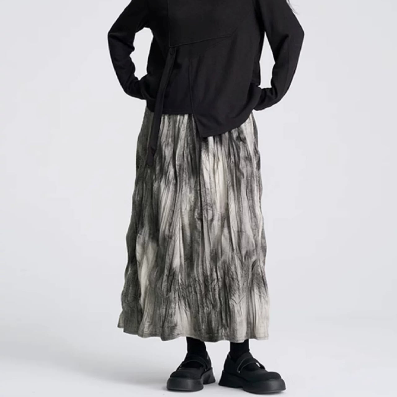 Abstract Gradient Crinkled Skirt 01520