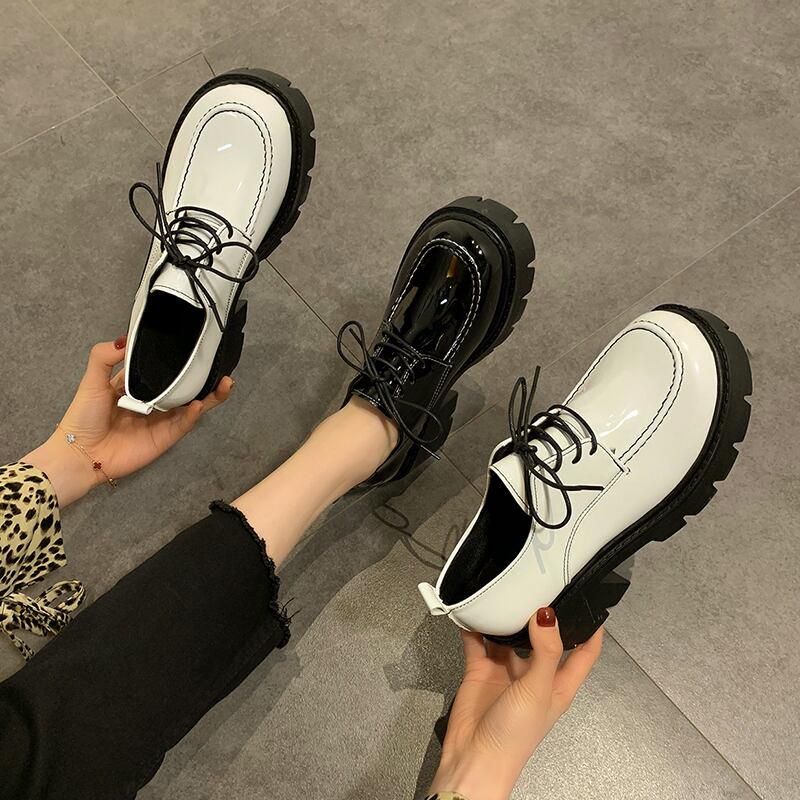 スタイルレザーレディーススプリングレッドセット スタンダードシングル 靴 シューズ レトロ 春物 部族の婦人靴54922650191