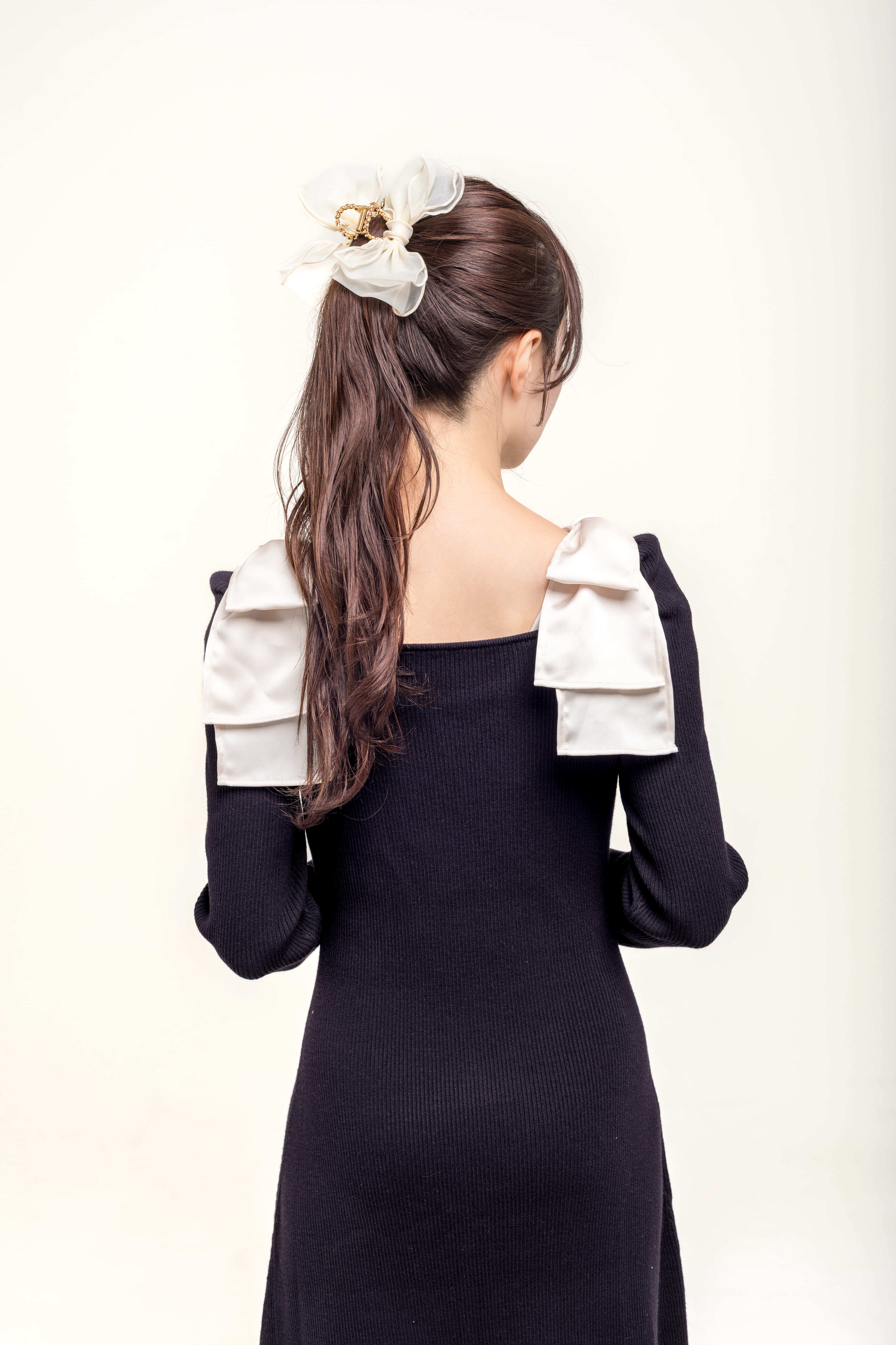 Black ribbon knit dress | raviange