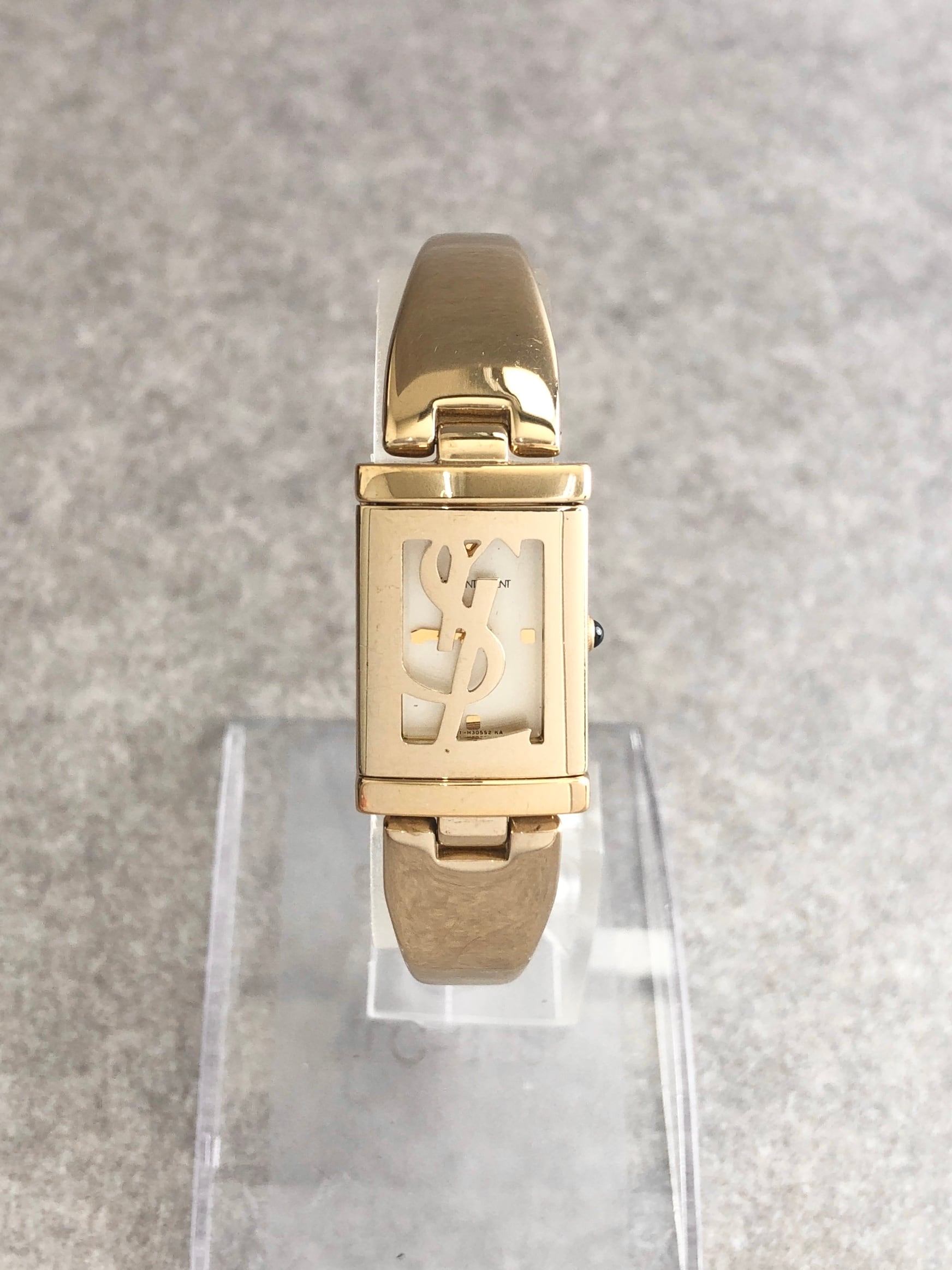 Yves Saint Laurent 40th アナログ腕時計 ゴールド Yves Saint Laurent イヴ・サンローラン 腕時計 ゴールド YSL