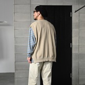 YASHIKI(ヤシキ）GANKO別注 ×Shirotsume V-neck Vest(kibata)コーディネート