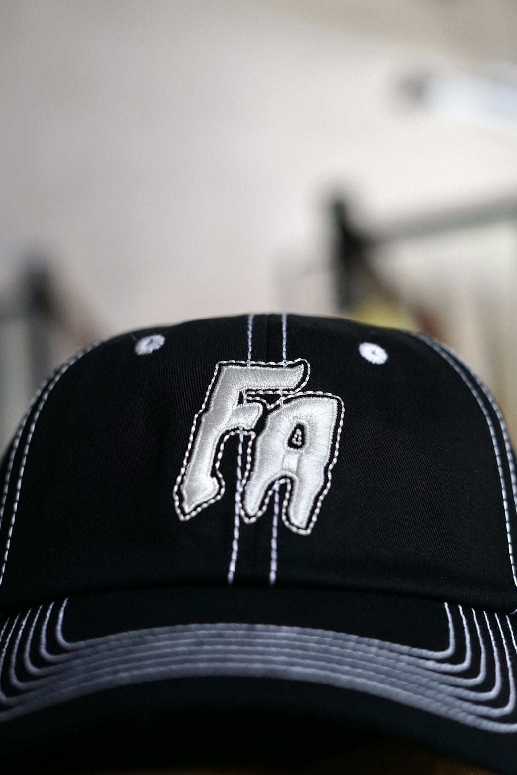 FUCKINGAWESOME / Seduction Contrast Stitch 6-Panel Hat ( Black
