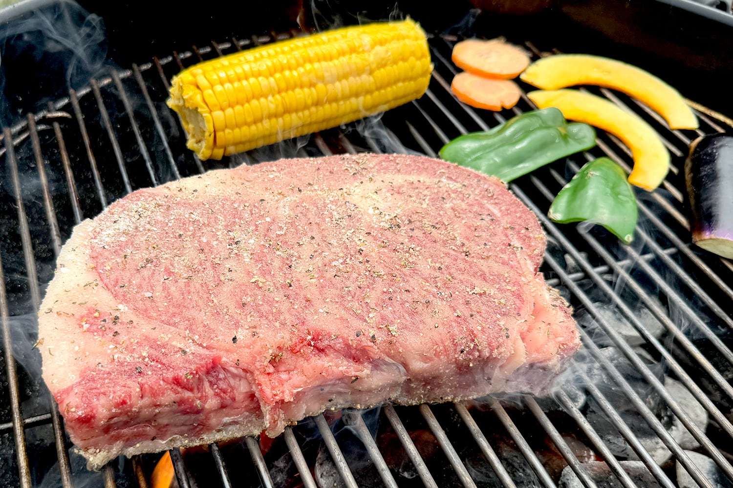 黒毛和牛ロースブロック肉※BBQにオススメ（A4〜5等級）／石川はちみつ
