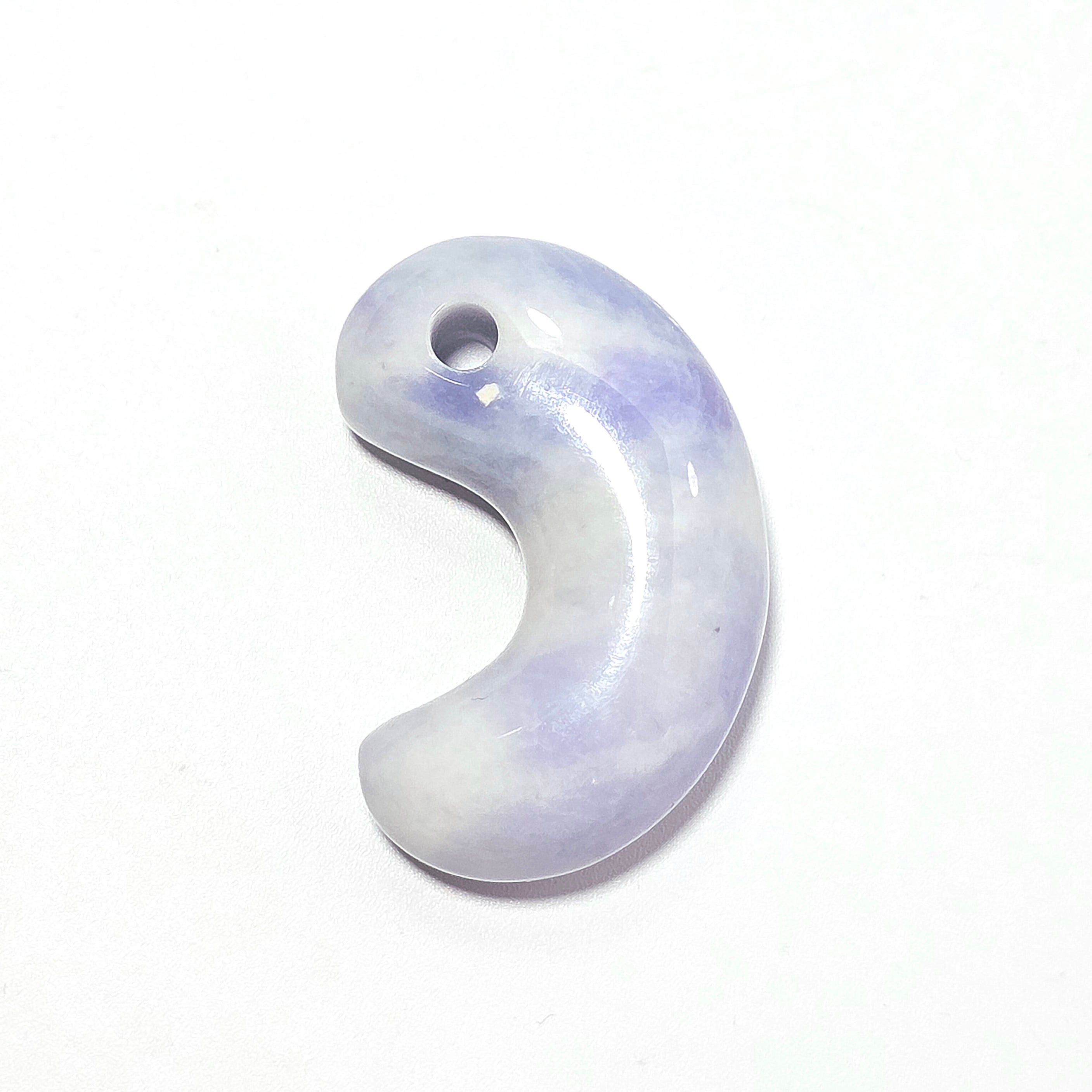 ラベンダー 糸魚川翡翠勾玉 MT0250 | 糸魚川翡翠工芸家 赤羽可行BASE