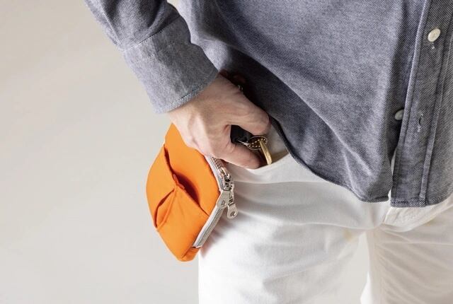 着脱1秒】ポケット取付式ポーチ サッソート M｜手ぶらでスマホ・財布を