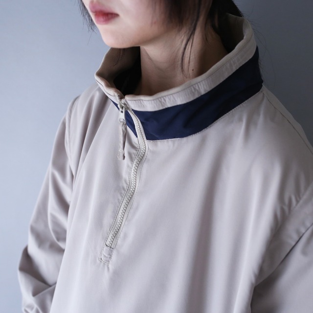 2-way sleeve zip docking design over silhouette half-zip pullover