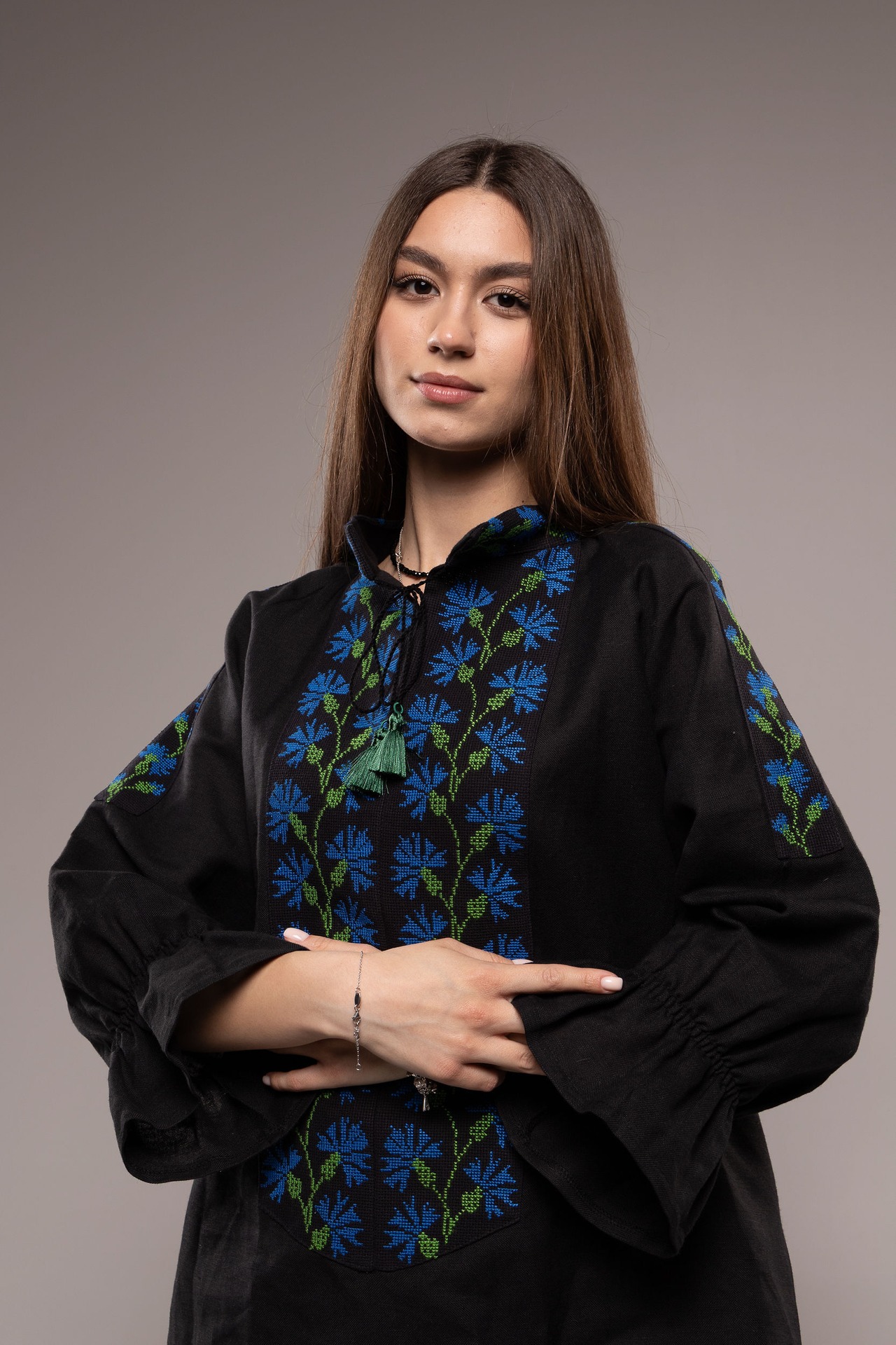 ウクライナ刺繍ヴィシヴァンカ　手刺繍　レディース・フリーサイズ - 12