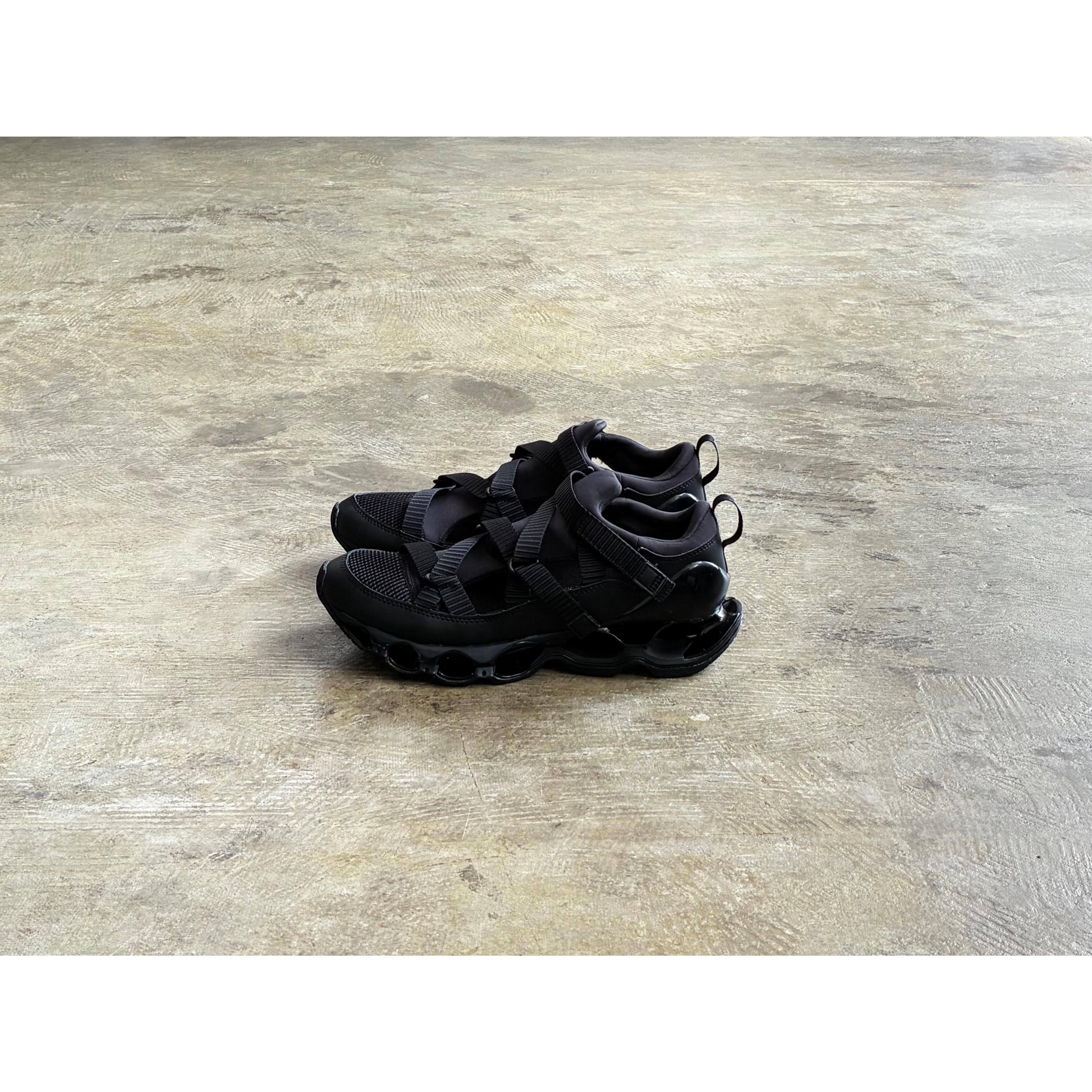 MIZUNO(ミズノ) WAVE PROPHECY STRAP Black | AUTHENTIC Life Store