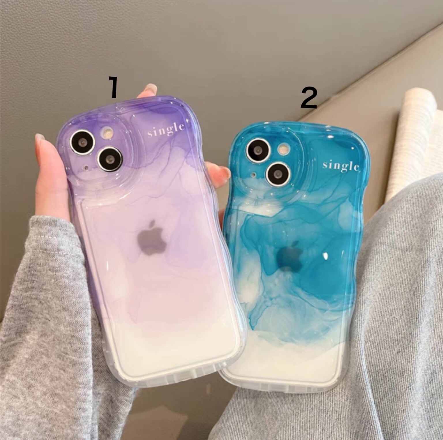 iPhone15 リボンカバー スマホケース ライトブルー 流行 韓国 人気 ショップニコニコ ShopNikoNiko ストラップ付 リボングリッター iPhone