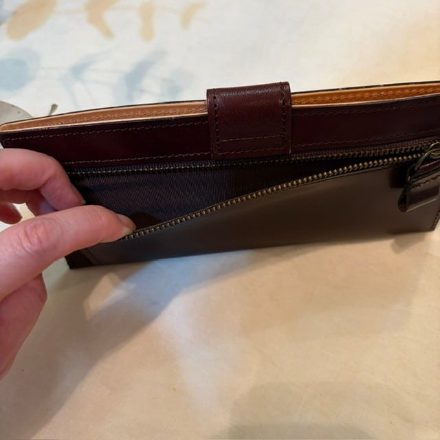 B.stuff　薄手のお財布