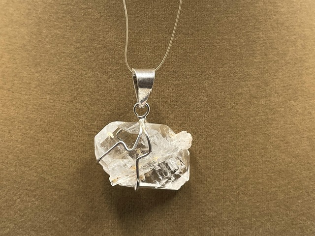 ワイヤーペンダントトップ（ファーデンクォーツ）