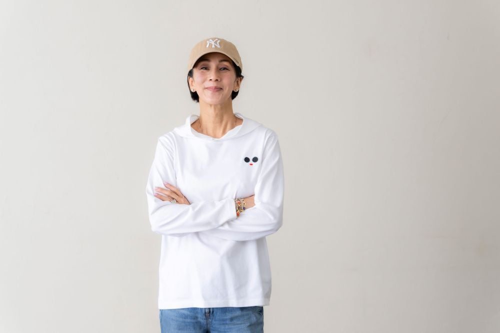 a-jolie フーディ〈ホワイト、ブラック〉
