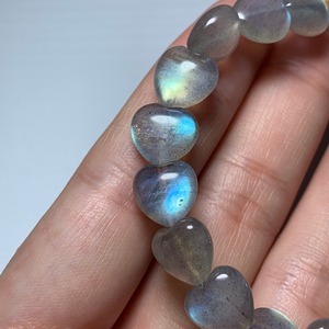 Kno8.シラーが美しい☆ハート・ラブラドライト ブレスレット