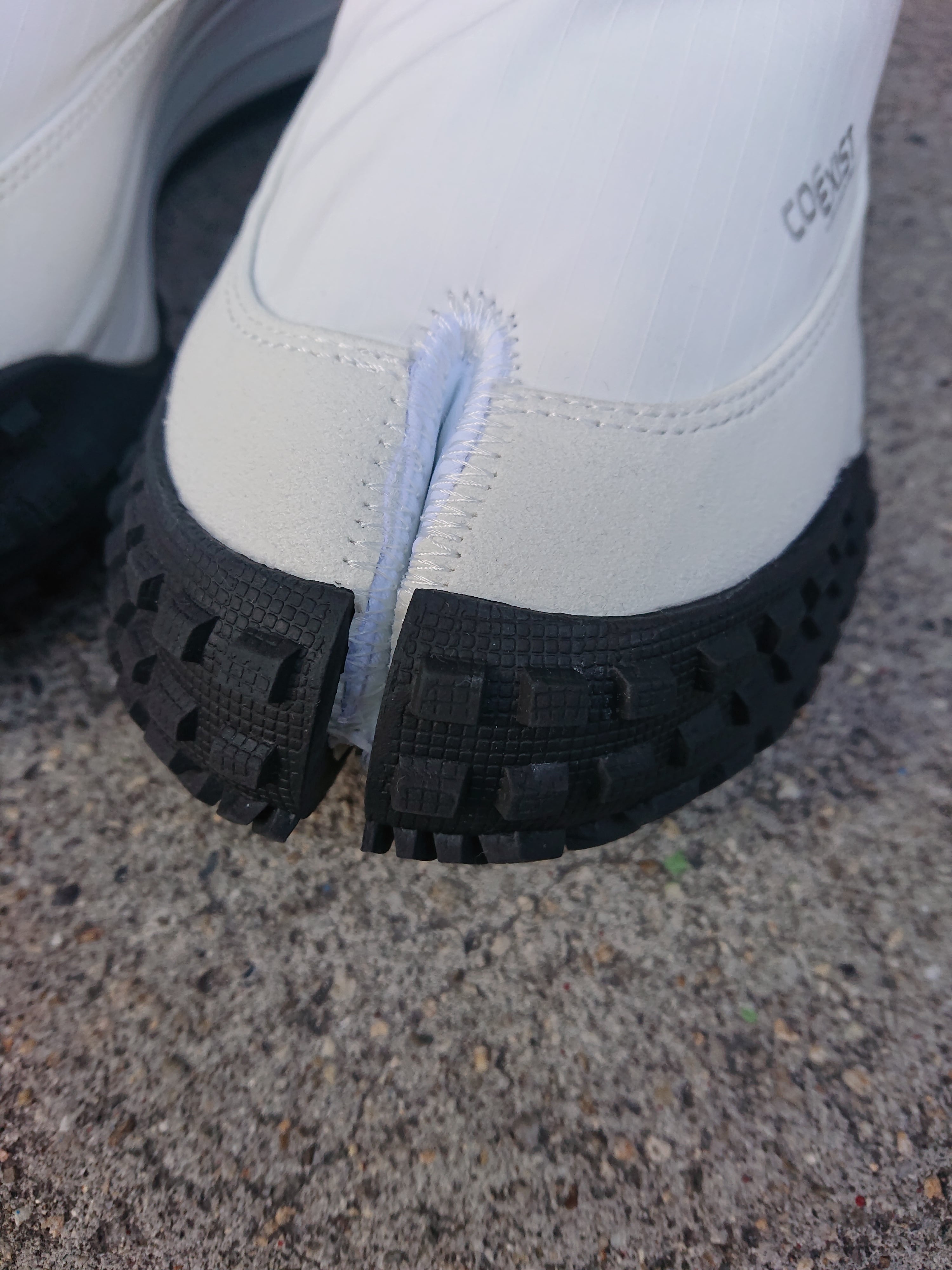 COMFY CMF OUTDOOR GARMENT 