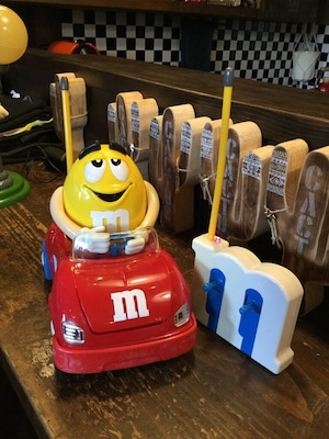 m&m's  dispenser radio control car/エムアンドエム ラジコン 車 イエロー 箱入り