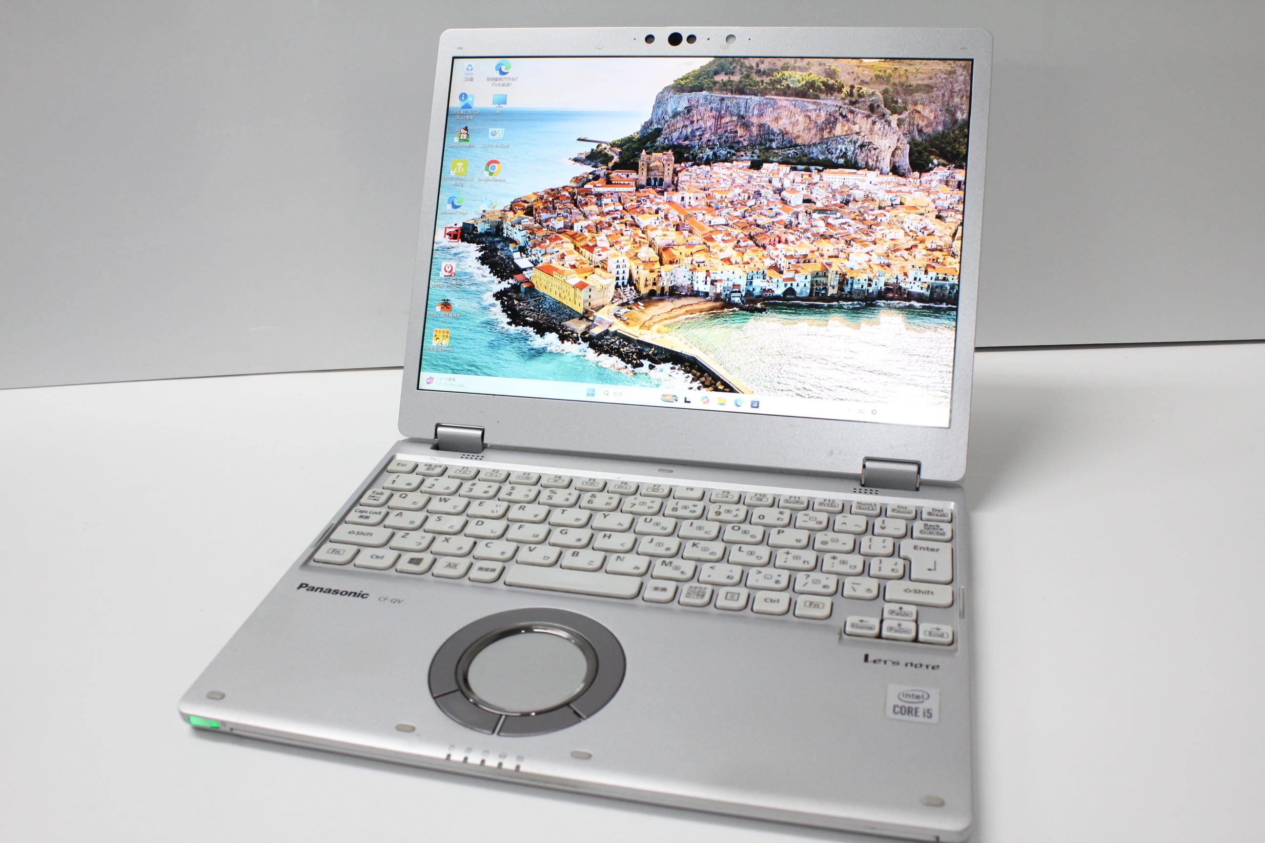 中古ノートPC】Dell〈Inspiron 5570〉第8世代Core i5/SSD256GB/メモリ