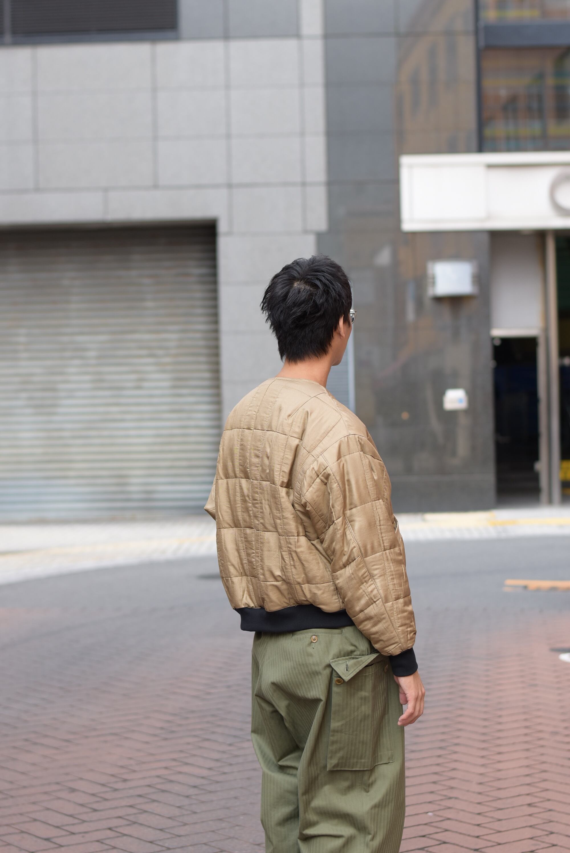 HAVERSACK】Silk Quilting No-Collar Blouson | theater(シアター)