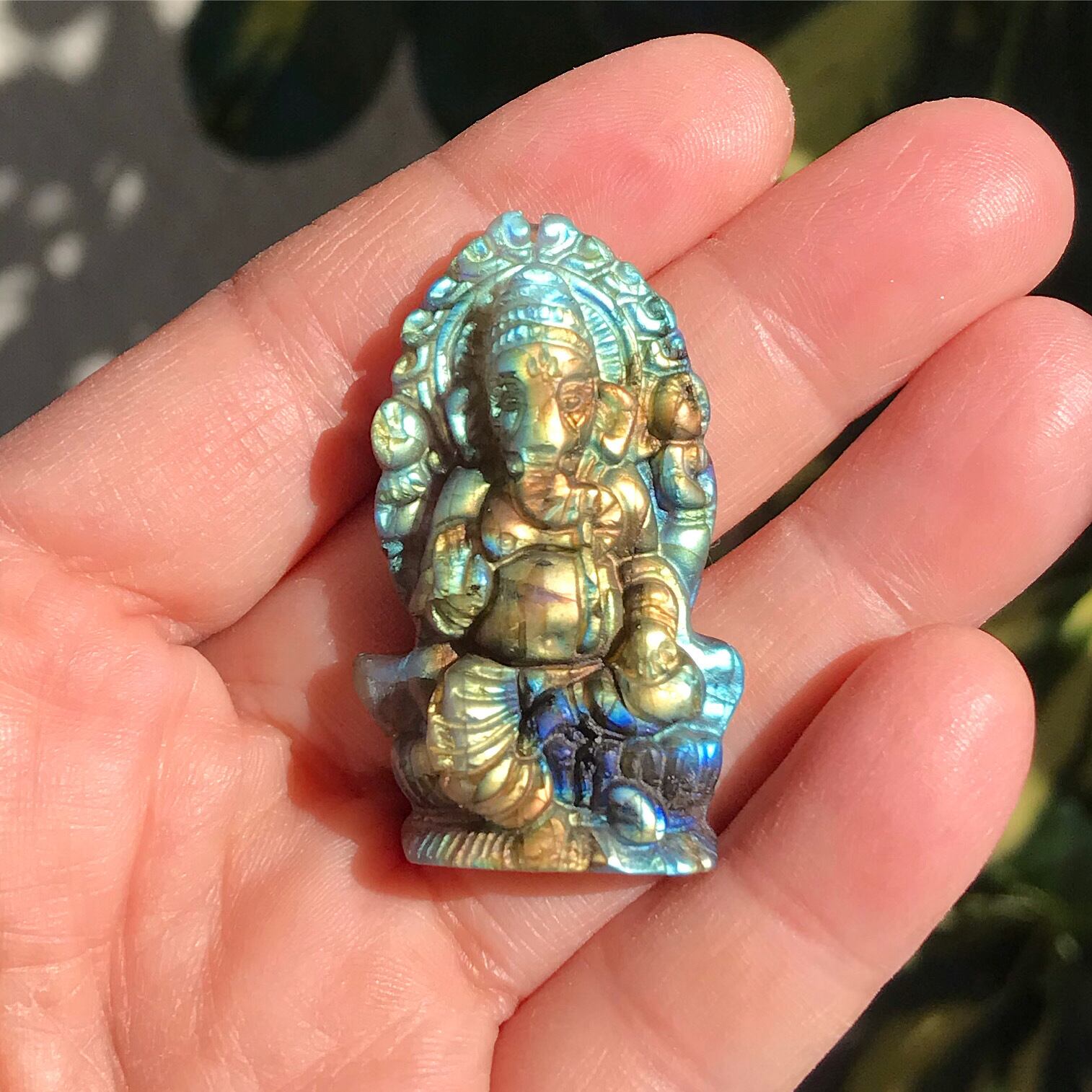 ✳️超極大‼️✨激レアレインボーシラーが超綺麗✨ラブラドライト 原石 天然石 置物 ③強シラー ラブラドライト 原石 レインボーシラー ブルーシラー 置物