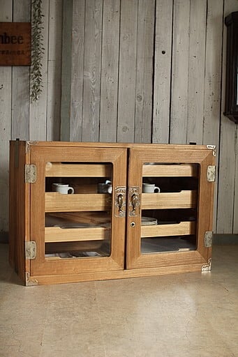 古いガラス扉付き木製引き出し4段 【公式通販】