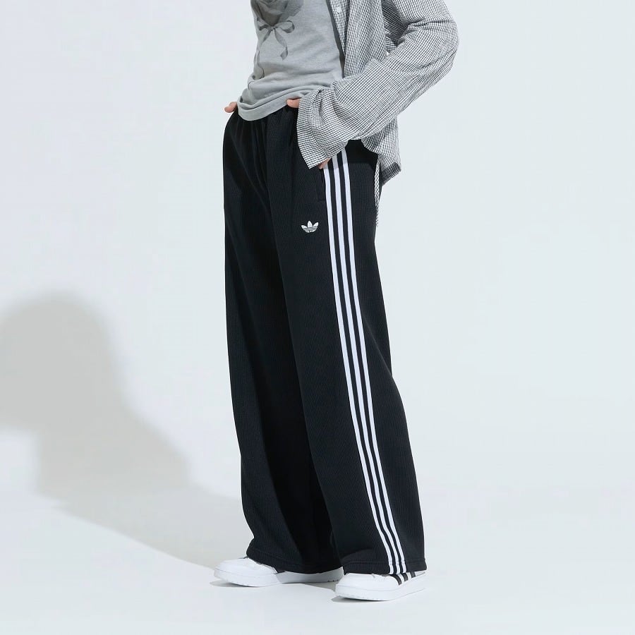 アディダスオリジナルス) adidas Originals アディカラー ファイアー