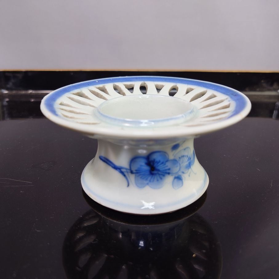 透かし彫り高坏型杯台 | Pay ID