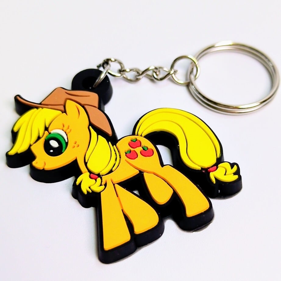 送料無料！ ★ラバーキーホルダー★〘156〙 【 My Little Pony（ マイリトルポニー ）】アップルジャック（アースポニーの女の子） 〚アメリカン雑貨 アメトイ〛
