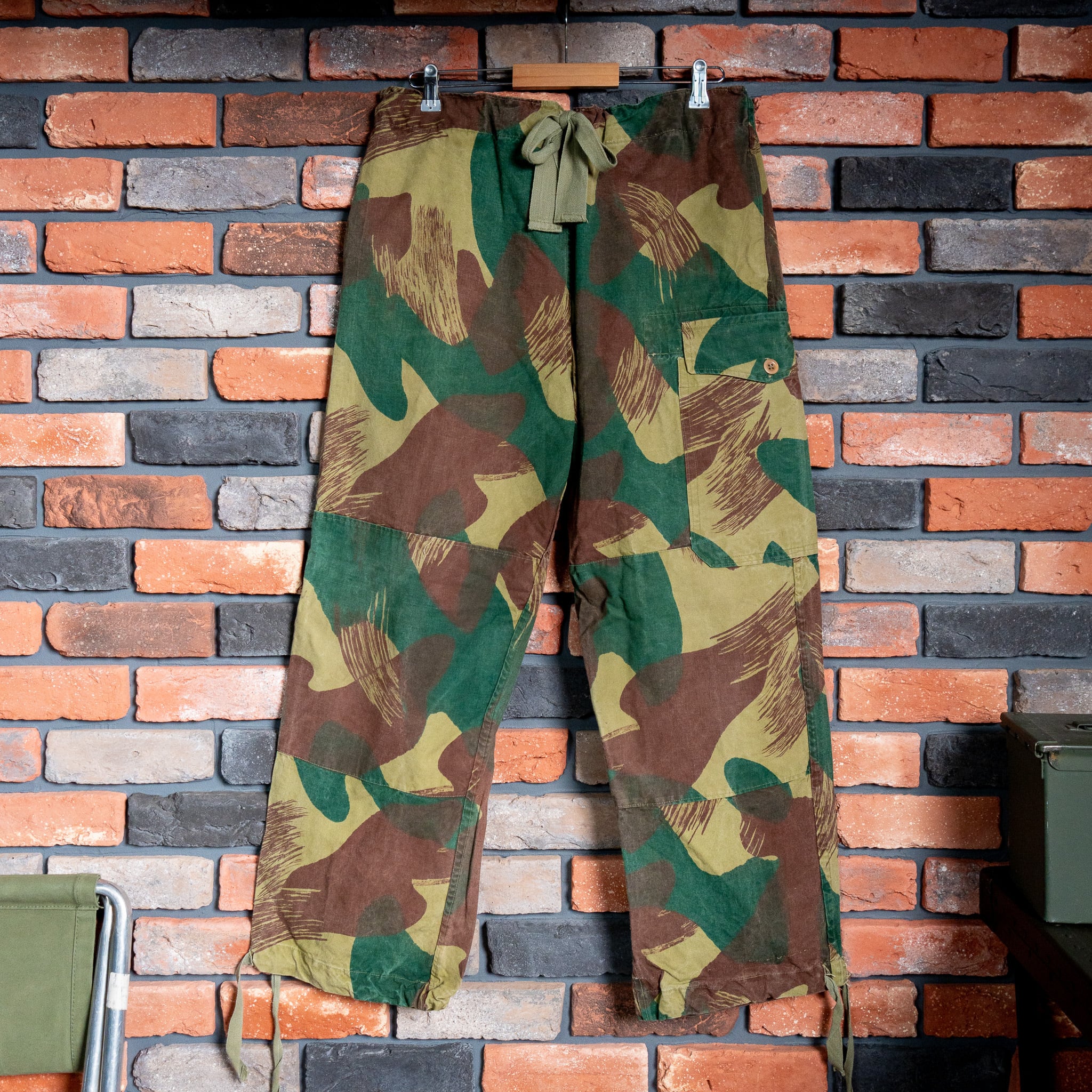 USED】50's Belgian Army Brushstroke Camouflage Trousers 実物