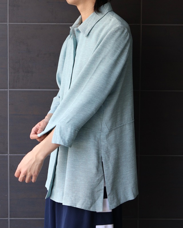 Side slit 3/4 sleeve shirt