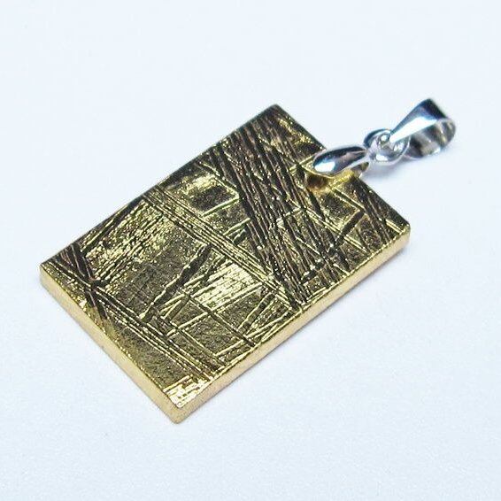 ギベオン ペンダント 隕石 メテオライト ゴールド 一点物 おまかせ便 112-13535