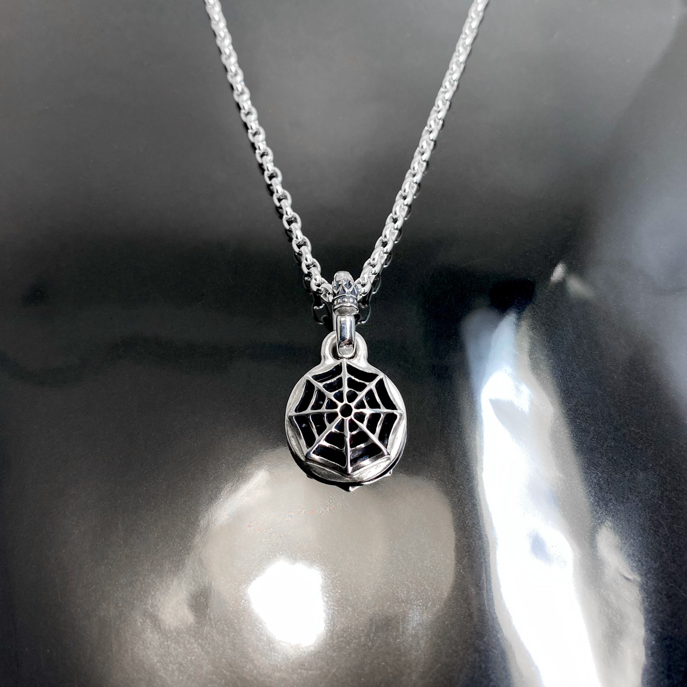 SPIDER WEB NECKLACE / スパイダーウェブネックレス | GODSIZE