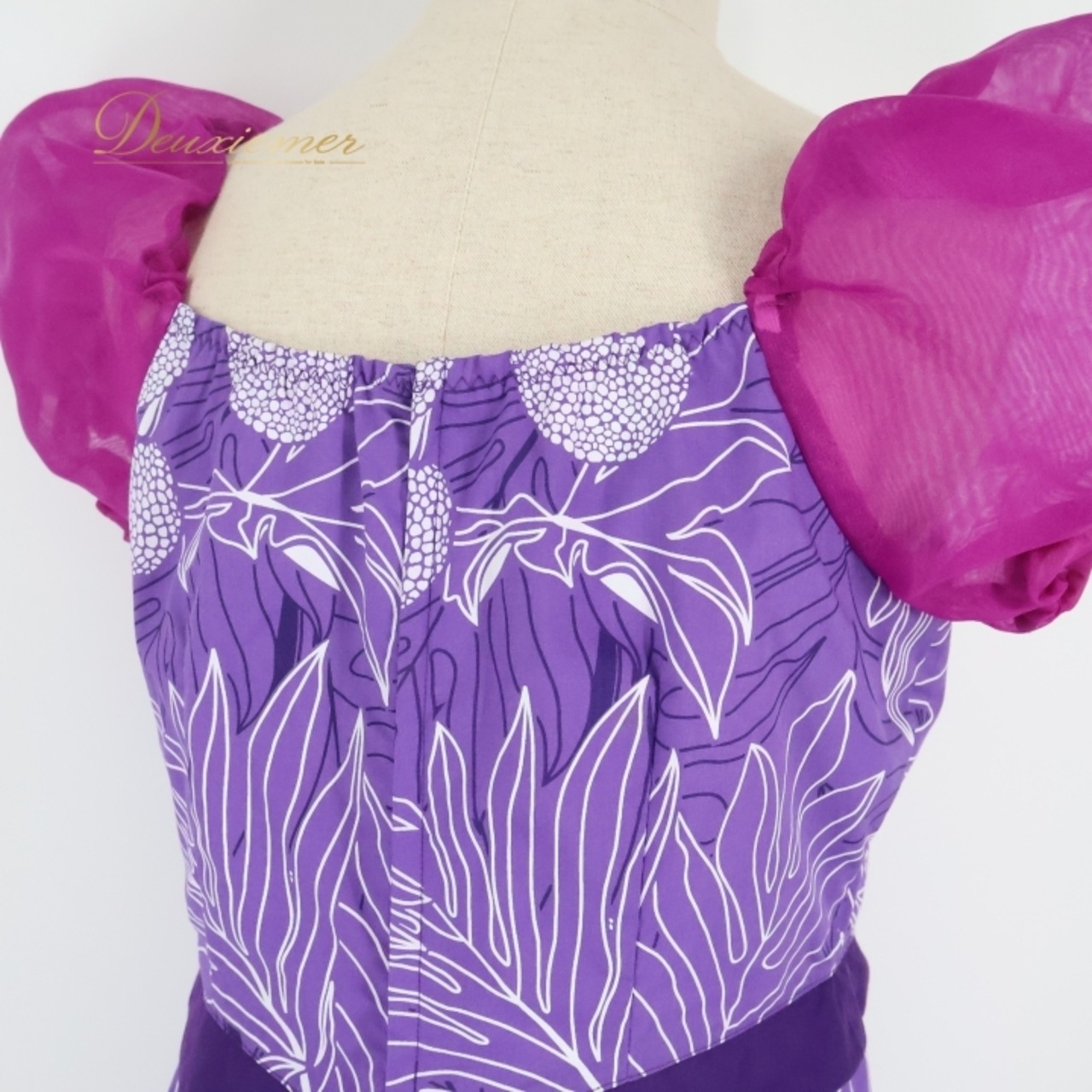 フラダンス 衣装 ワンピース ドレス パープル系 アロハスタンダード 日本製 ハワイアンプリント アロハ レッスン 練習 フラ ダンス かわいい おしゃれ 上品 大人 パフスリーブ 透け感 シースルー ALOHA STANDARDS ホワイト系 紫 白 ふんわり フラダンス ワンピース ハワイアン おしゃれ衣装 大人用 パープルカラー 透けパフスリーブ コンサート 衣装 おしゃれドレス フラレッスン用 かわいいデザイン レディースファッション ふんわりドレス