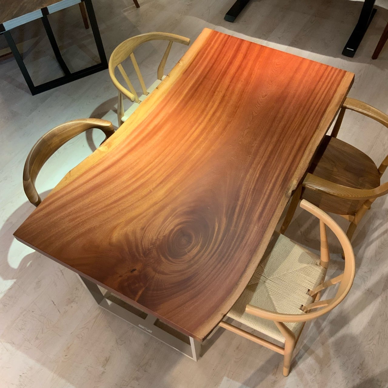 マホガニー 一枚板 | 千年家具 - 一枚板 テーブル専門店